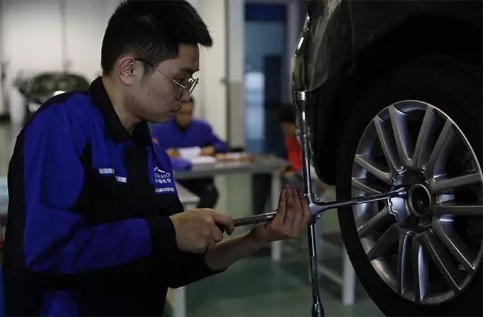 洛陽市考汽車維修工